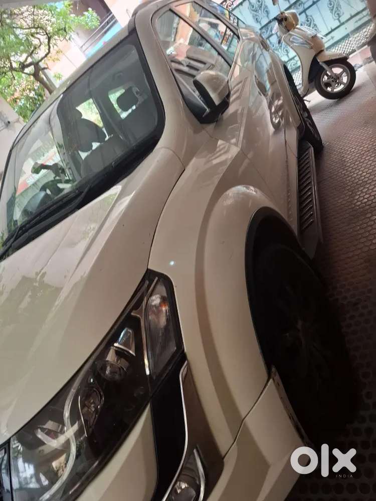 Mahindra Xuv500 2017