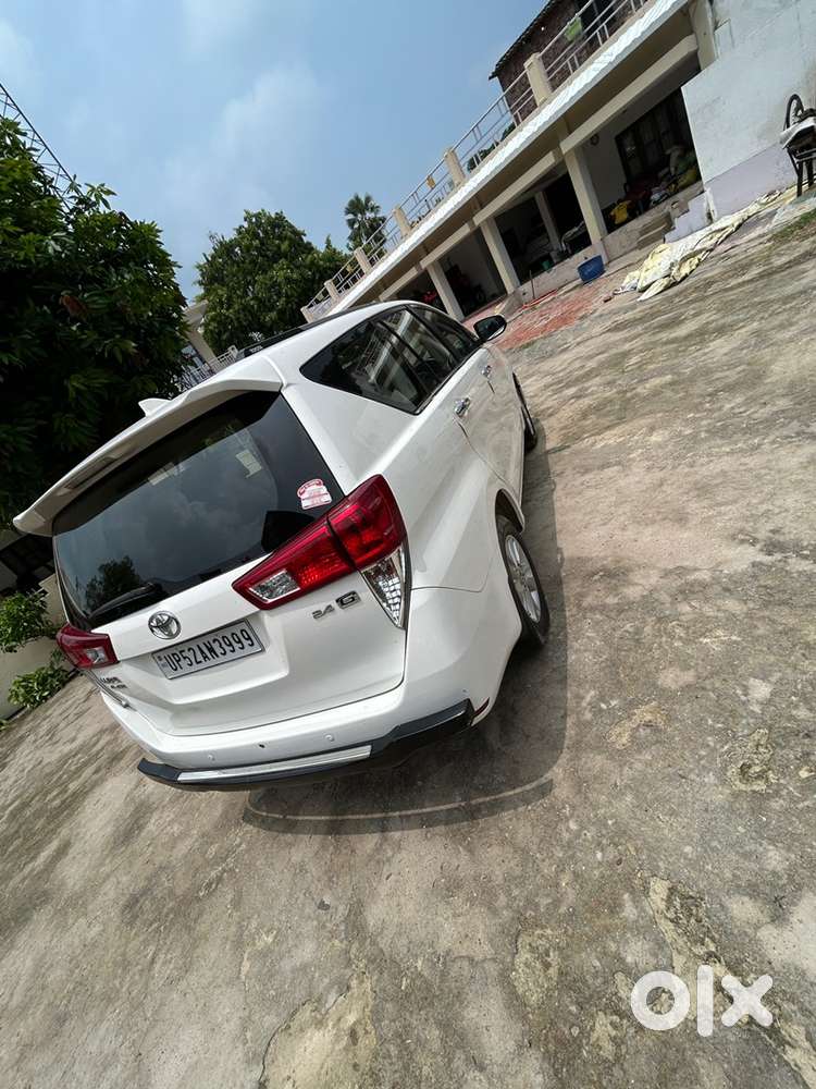 Toyota Innova Crysta 2017