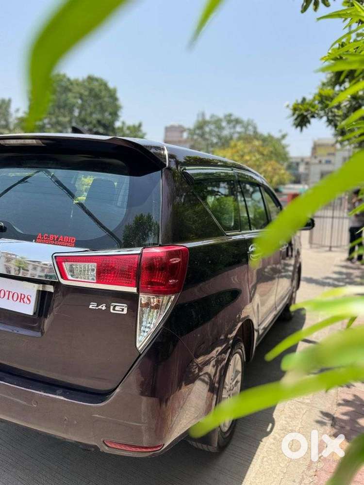 Toyota Innova Crysta 2.4 G Mt, 2017, Diesel