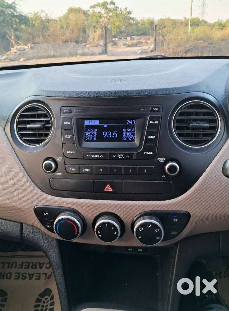 Hyundai Grand I10 2013-2016 Sportz, 2016, Cng & Hybrids