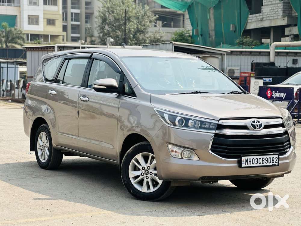 Toyota Innova Crysta 2.4 V 8 Str, 2016, Diesel