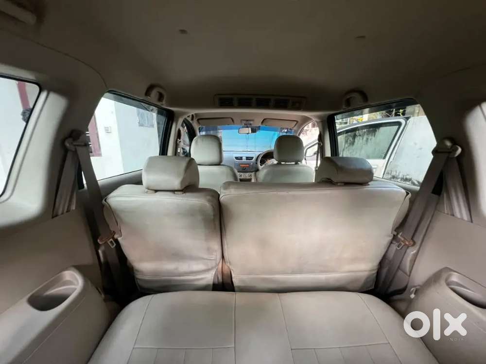 Maruti Suzuki Ertiga 2013