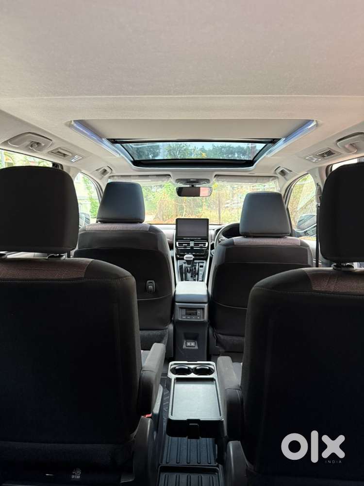 Toyota Innova Hycross 2023 Petrol 53000 Km Driven