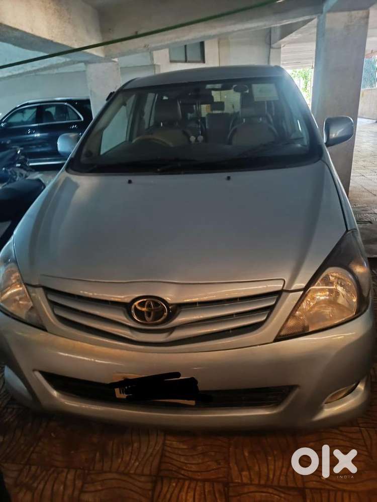 Toyota Innova 2011 Diesel / 1st Owner 125000 Km / Immaculate Condition