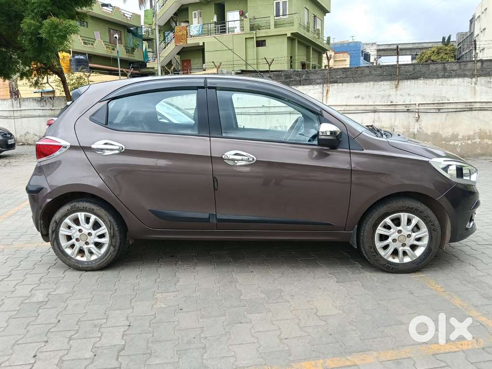 Tata Tiago 1.2 Revotron Xza, 2018, Petrol