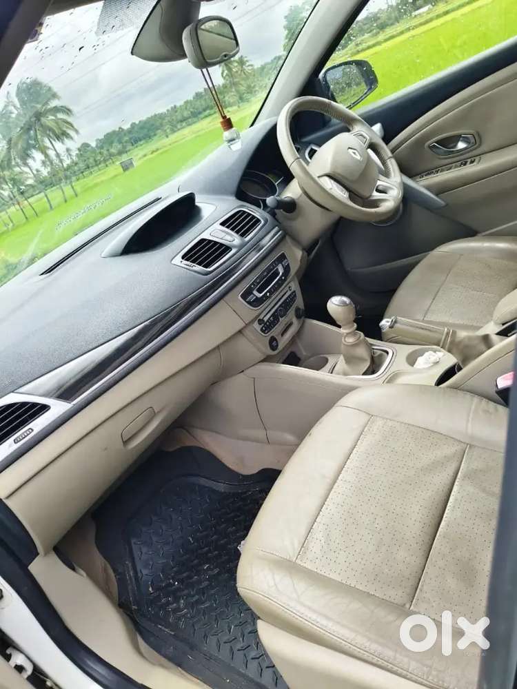 Renault Fluence Diesel Manual 2012