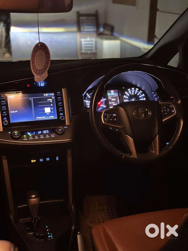 Toyota Innova Crysta 2021 Z Automatic Diesel 38000 Km Driven