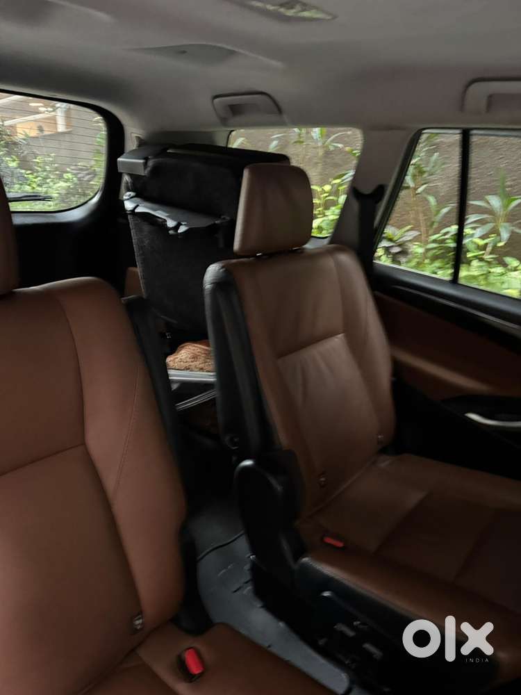 Toyota Innova Crysta 2017 2.8z Automatic