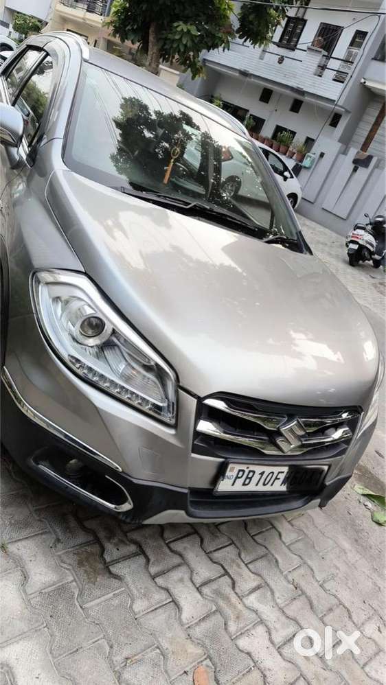 Maruti Suzuki S-cross 2016 Diesel Well Maintained