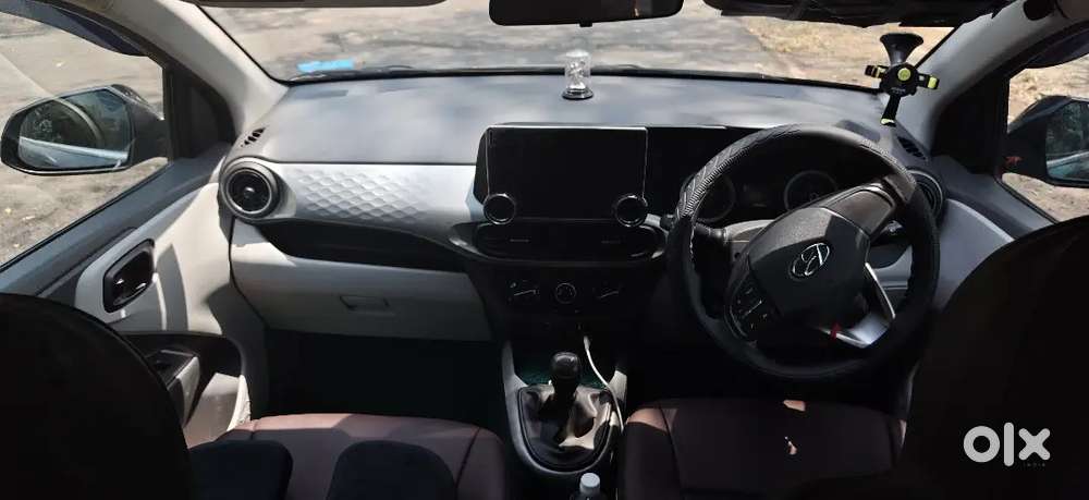 Mast Car Hai Bhai Le Lo