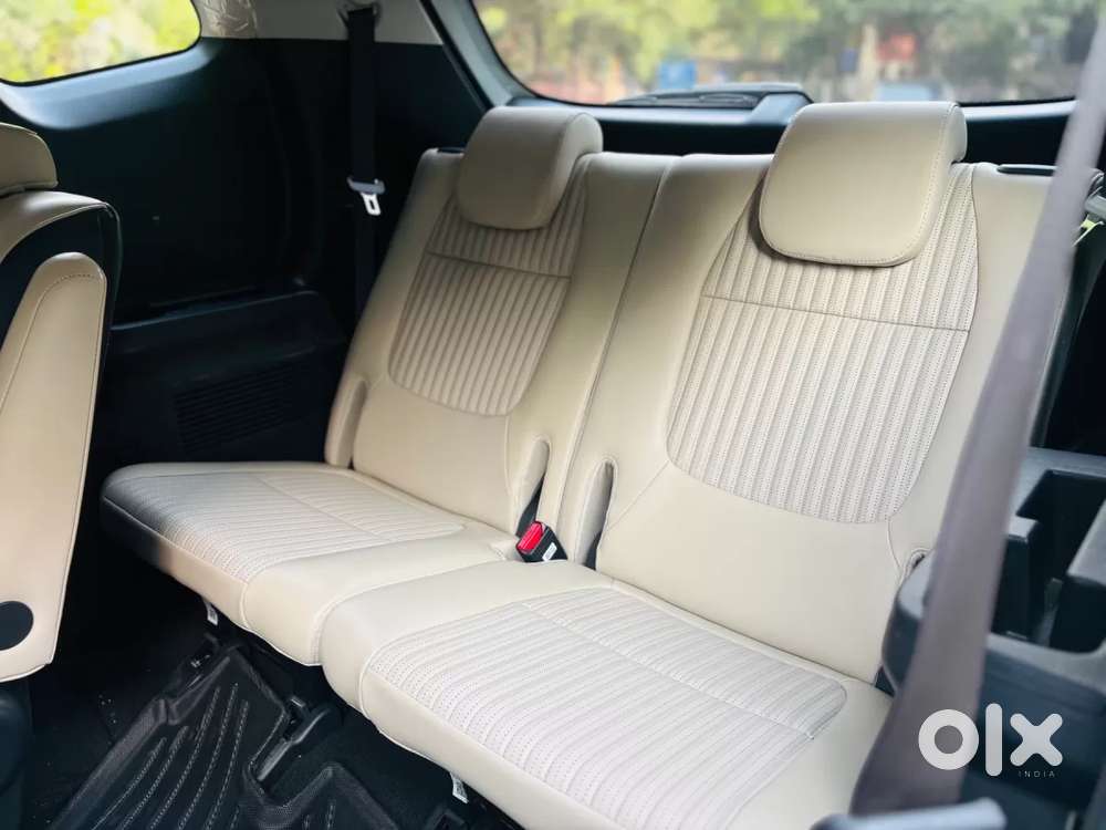 Kia Carens Clavis Ev Htk+, 2025, Petrol