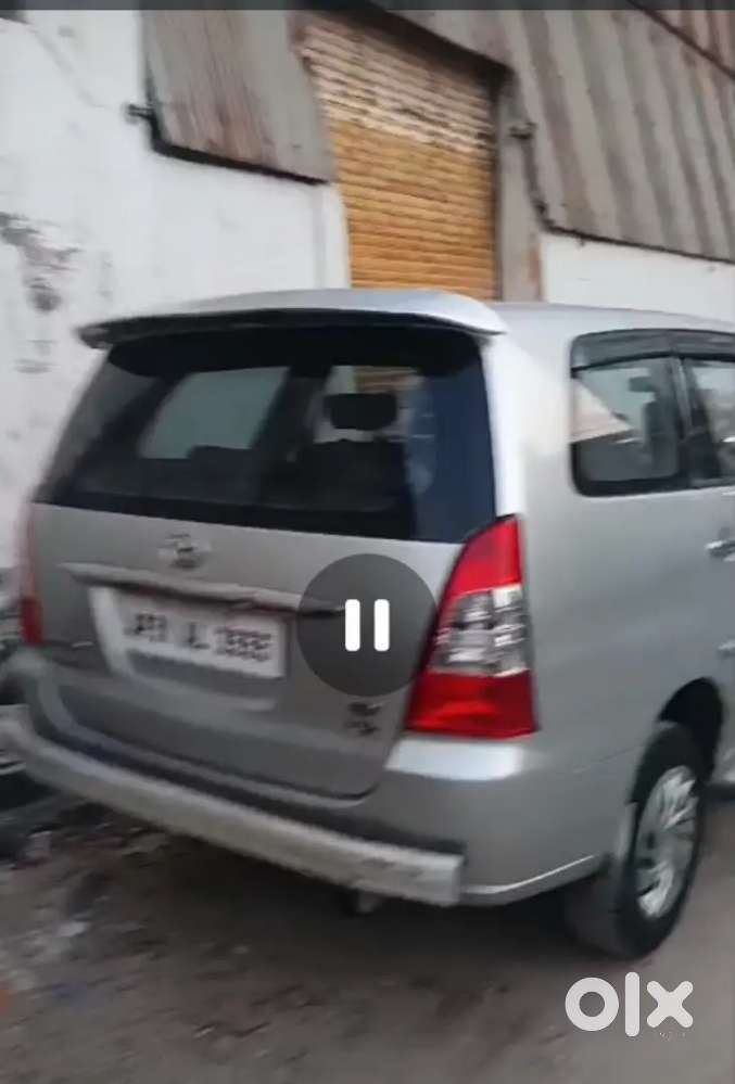 Toyota Innova Hycross 2005 Diesel Variant