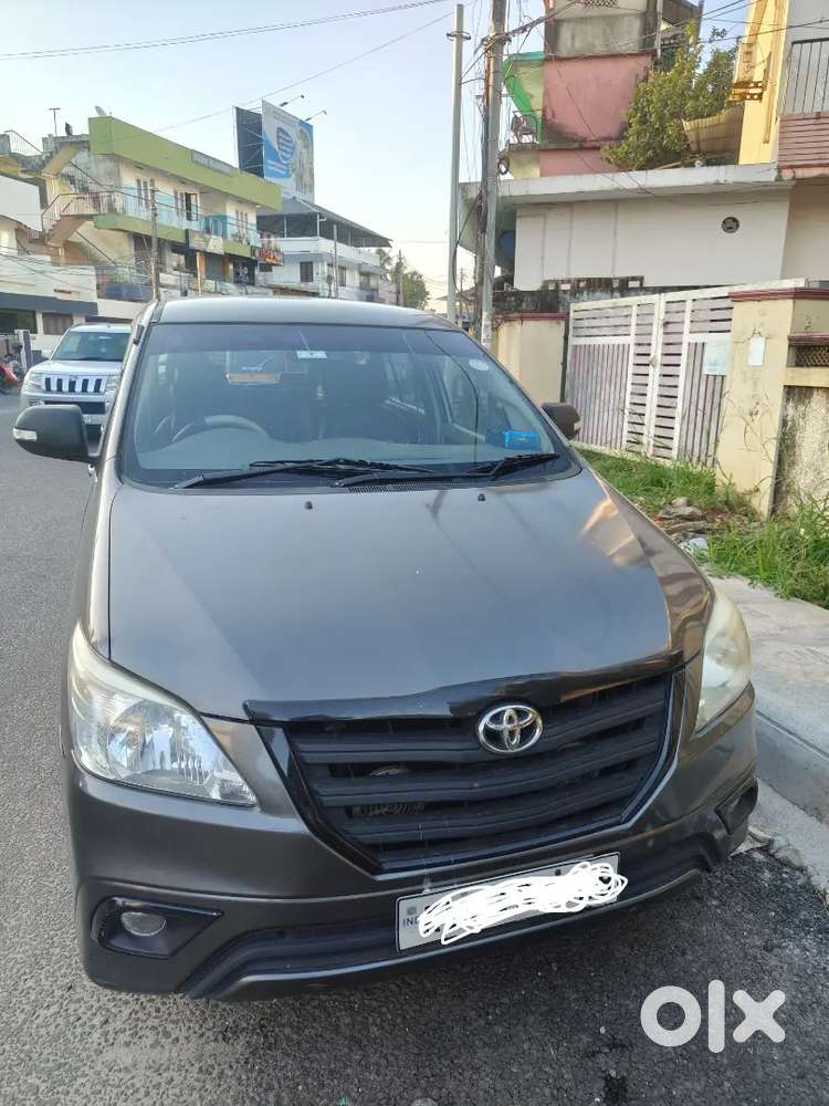 Toyota Innova 2.5,  2005