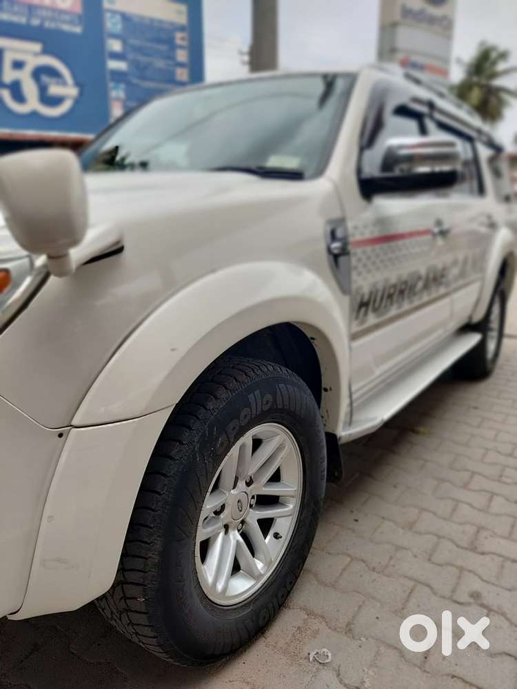 Ford Endeavour 2012 Diesel Well Maintained