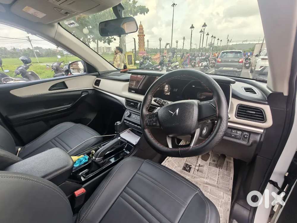 Mahindra Xuv700 2022 Petrol Manual