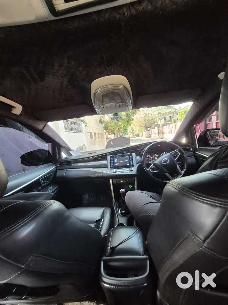 Toyota Innova Crysta 2017 Diesel 151000 Km Driven