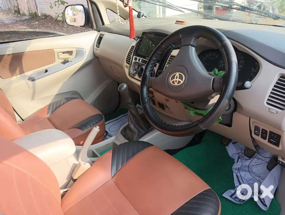 Toyota Innova 2.5 G 2010