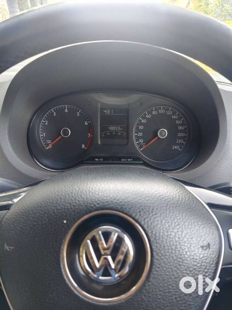 Volkswagen Vento 1.5 Tdi Highline Plus At, 2017, Petrol