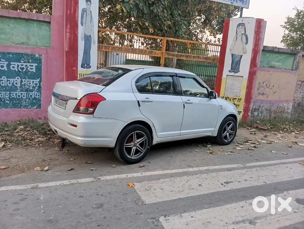Maruti Suzuki Dzire 2011 Diesel Manual
