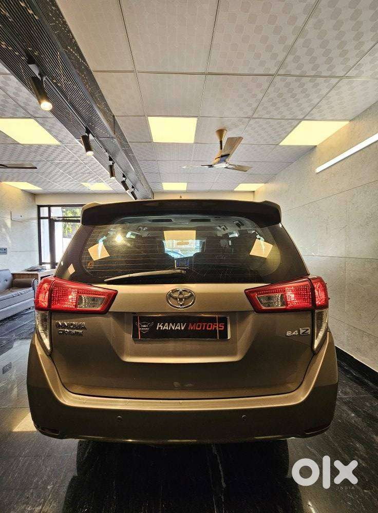 Toyota Innova Crysta 2.4 Z 7 Str, 2016, Diesel