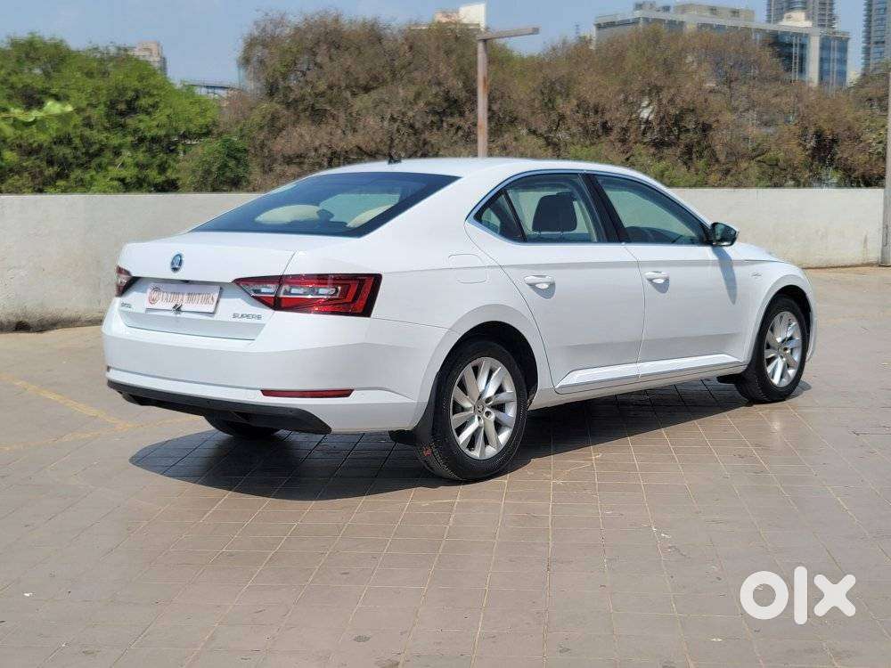 Skoda Superb 2.0 L&k Tsi At, 2019, Petrol