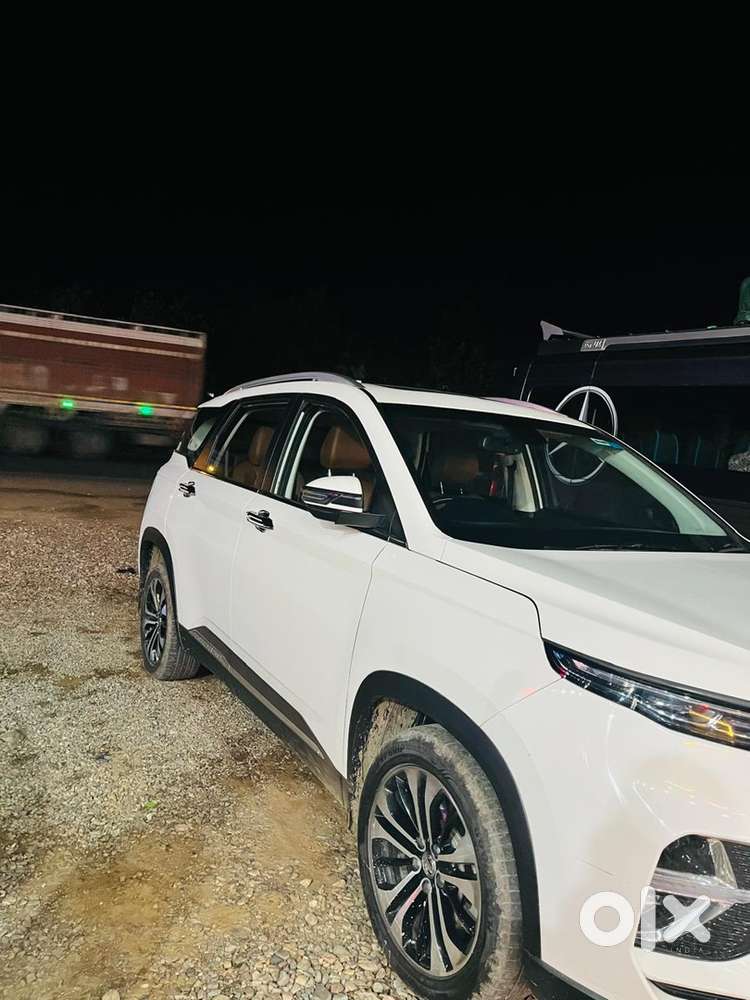 Mg Hector Plus 2021, Petrol Automatic