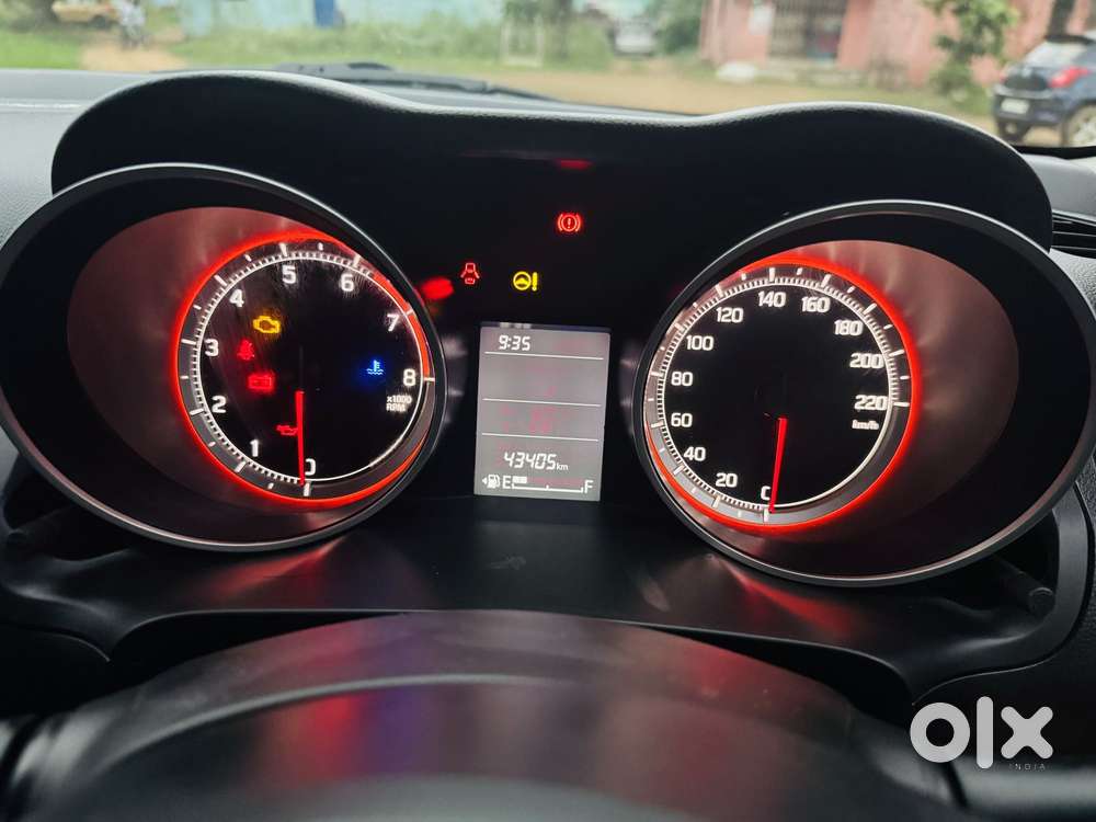 Maruti Suzuki Swift Vxi Cng, 2023, Petrol