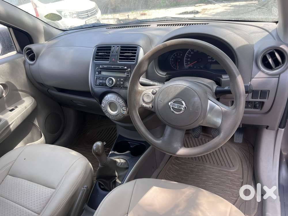 Nissan Sunny Petrol Special Edition, 2012, Petrol
