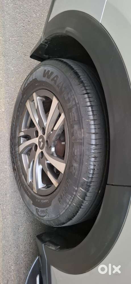 Mahindra Xuv700 2.2 Ax 5 Diesel Mt 7 Str, 2023, Diesel