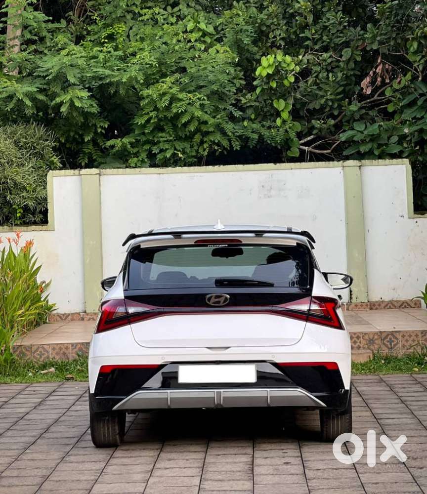 Hyundai I20 Asta (o) 1.2 Ivt, 2024, Petrol