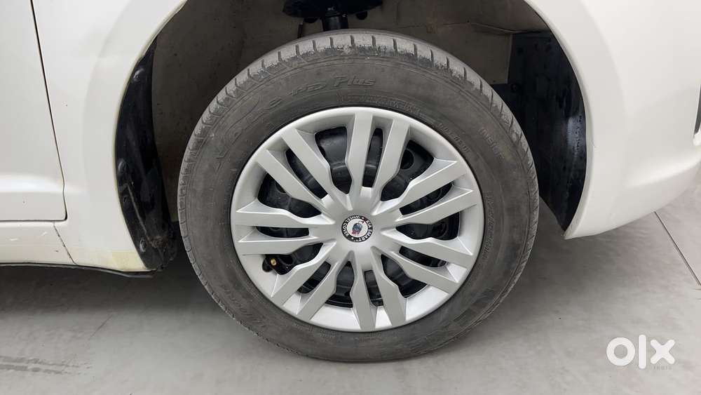 Maruti Suzuki Swift Dzire 1.2 Vxi Bsiv, 2011, Petrol