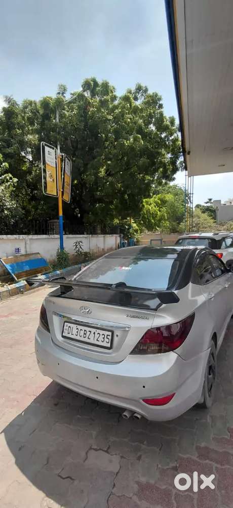 Hyundai Verna 2012