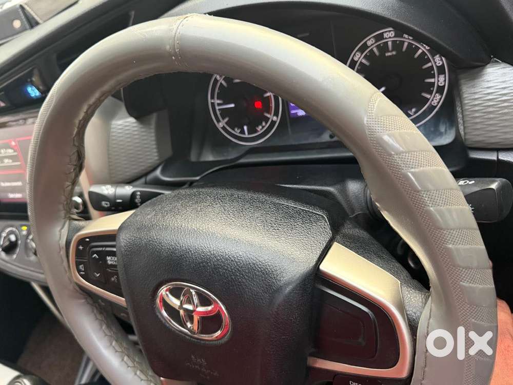 Toyota Innova Crysta 2.4 G Mt 7 Str, 2021, Diesel