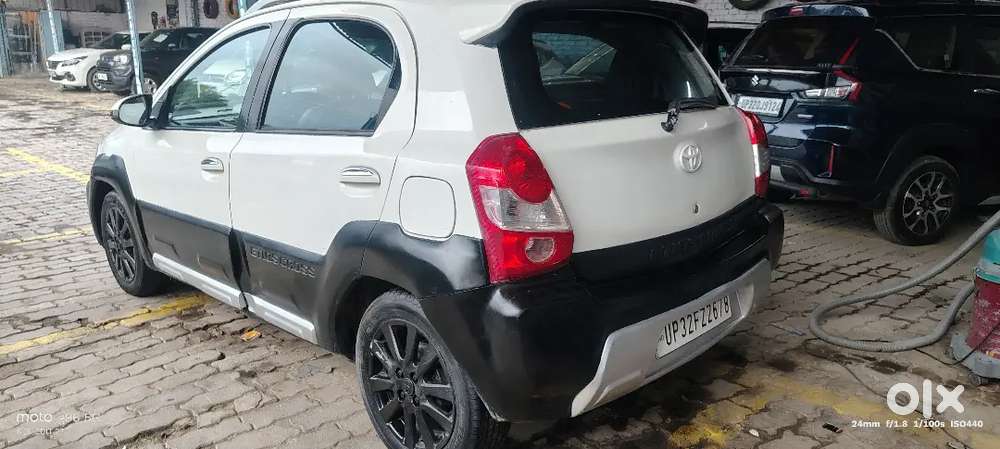 Toyota Etios Cross 2015 Diesel 139000 Km Driven