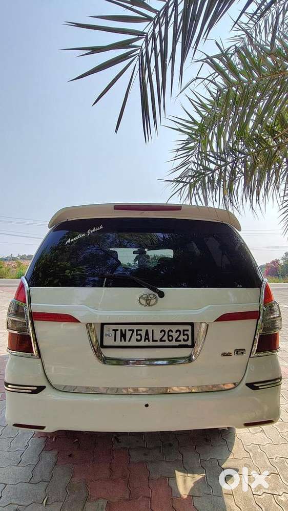 Toyota Innova 2011 Diesel Well Maintained