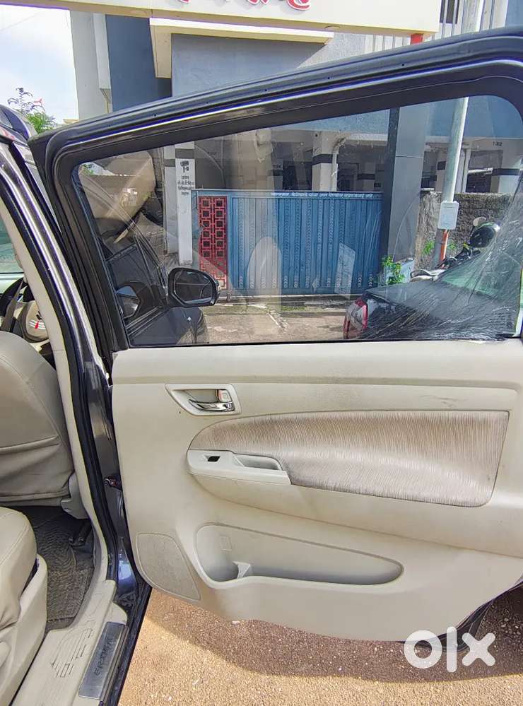 Petrol +cng Outfitted Ertiga Vxi2013