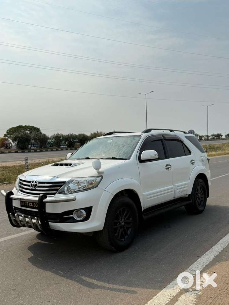 Toyota Fortuner 2015 Diesel Well Maintained