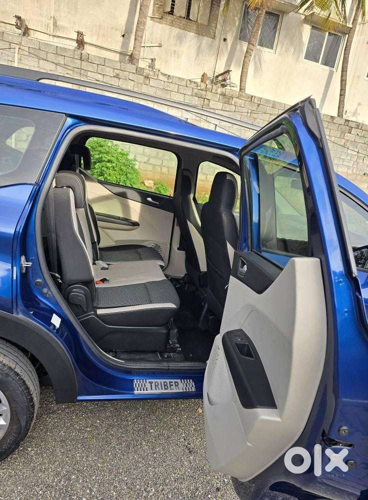 Renault Triber Rxz, 2021, Petrol