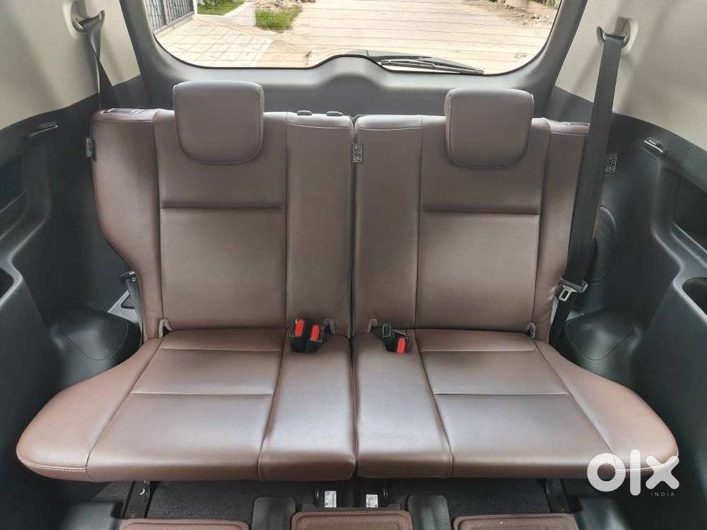 Toyota Innova Hycross 2.0 Zx (o) Hybrid 7 Str, 2024, Petrol