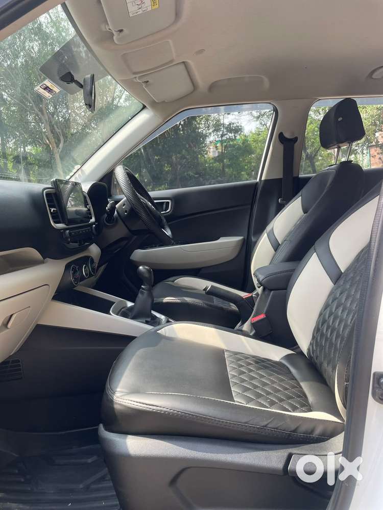 Hyundai Venue S 1.2 Petrol, 2024, Petrol
