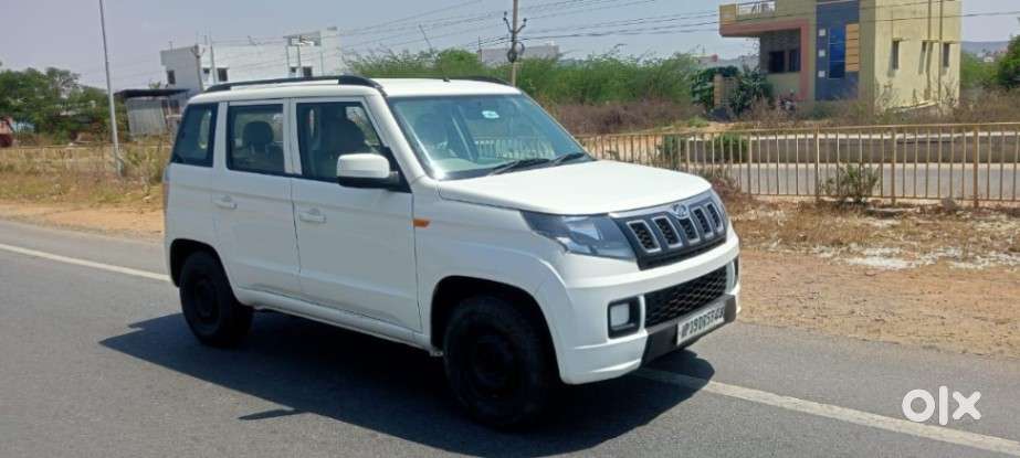 Mahindra Tuv 300 T6 Plus, 2020, Diesel