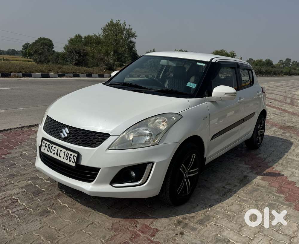 Maruti Suzuki Swift Vxi With Abs, 2015, Petrol
