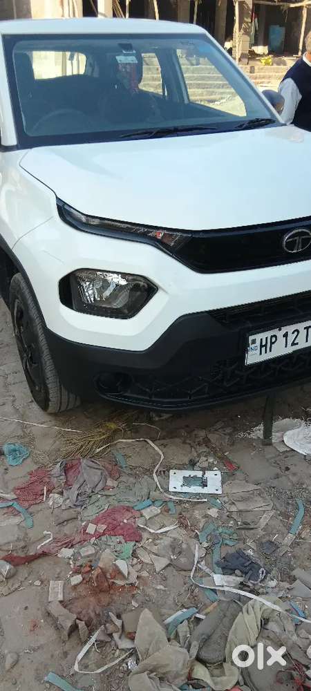Tata Punch 1.2 Revotron 2025