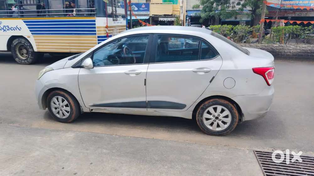 Hyundai Xcent 2015 Diesel 200000 Km Driven