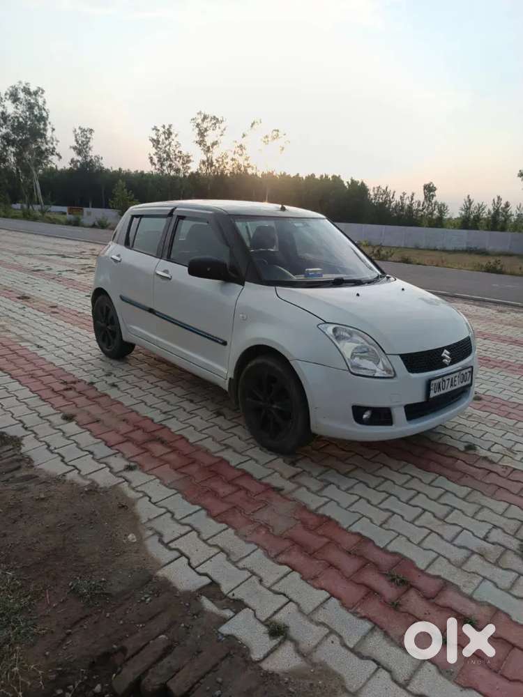 Maruti Suzuki Swift 2010 Petrol 95682 Km Driven
