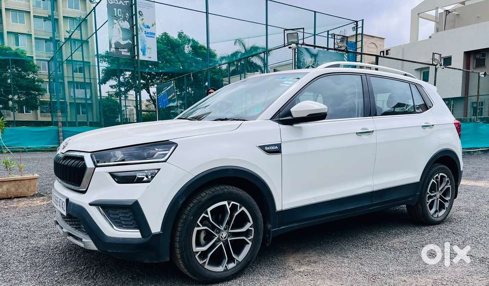 Skoda Kushaq 1.0 Tsi Style At (6 Airbags), 2023, Petrol
