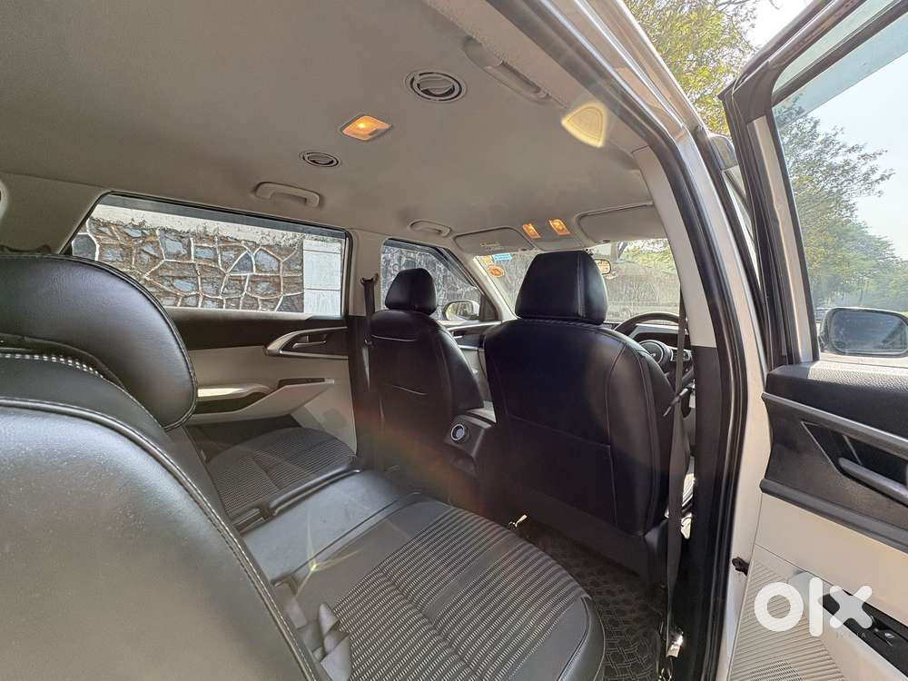 Kia Carens 1.4 Prestige 7 Str, 2023, Petrol