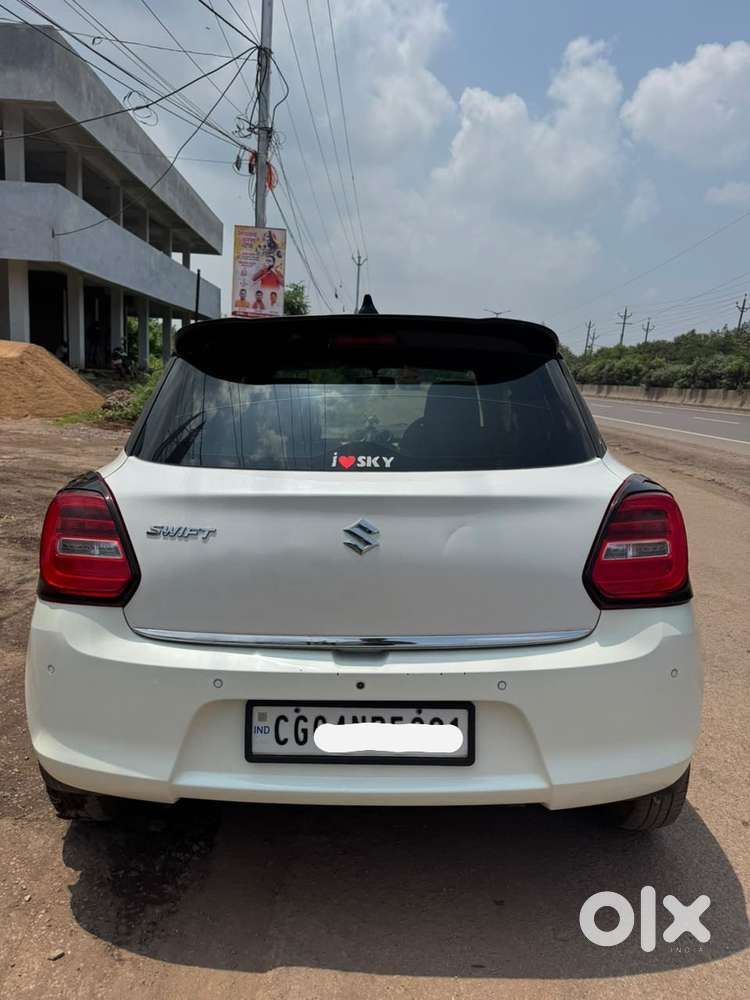 Maruti Suzuki Swift Vxi + Manual, 2022