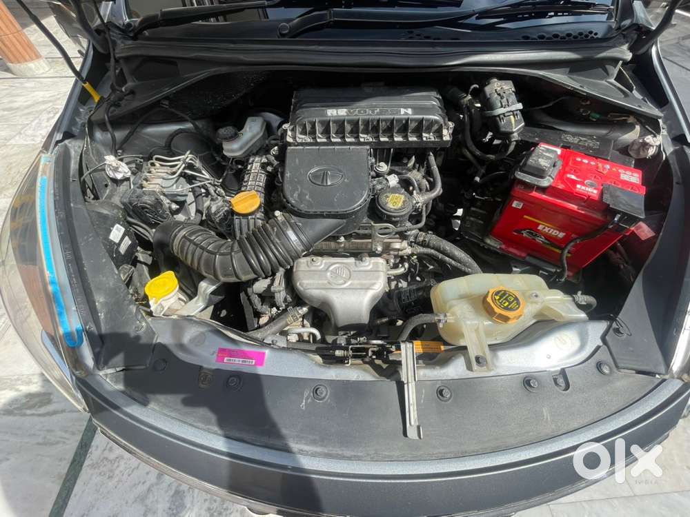 Tata Tigor Petrol 2018