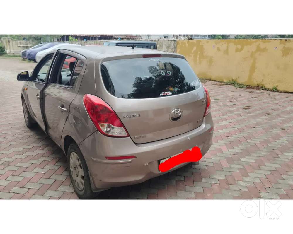 Hyundai I20 2014 Diesel 69700 Km Driven With Excellent Engine Conditio